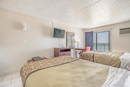 Imagen de la habitación del Hotel Southern Breeze Ocean Front. Foto 16