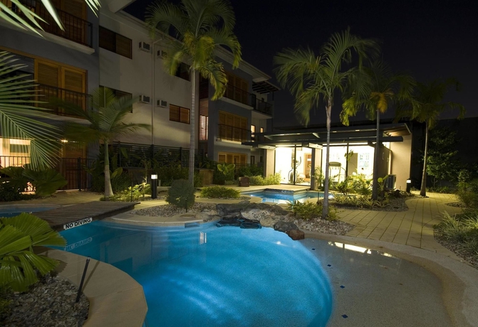 Imagen de la piscina del Hotel Southern Cross Atrium Apartments. Foto 14