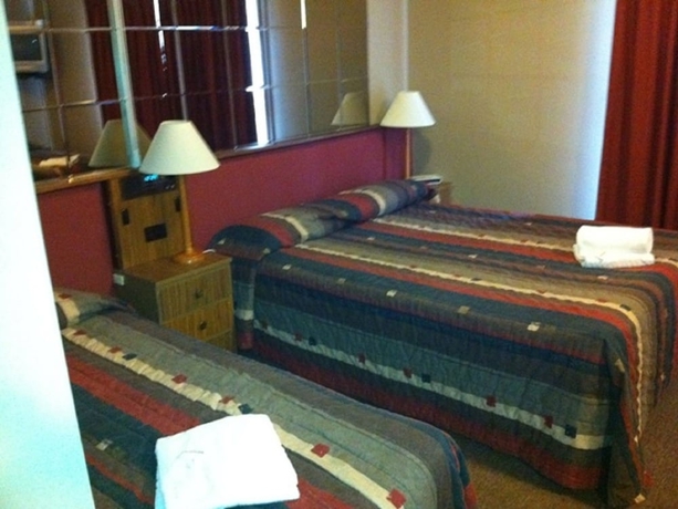 Imagen de la habitación del Hotel Southern Cross Motor Inn & Tourist Park. Foto 7