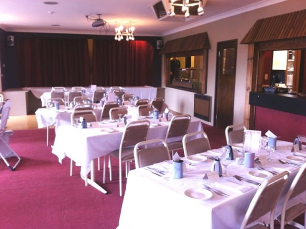 Imagen del bar/restaurante del Hotel Southern Cross Motor Inn & Tourist Park. Foto 2