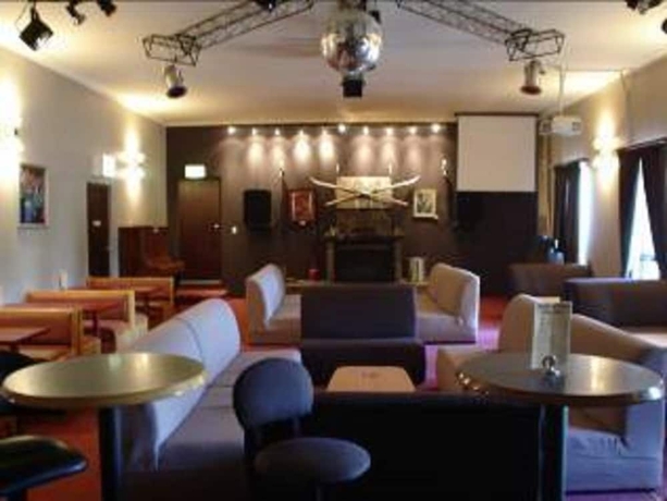 Imagen del bar/restaurante del Hotel Southern Cross Motor Inn & Tourist Park. Foto 3