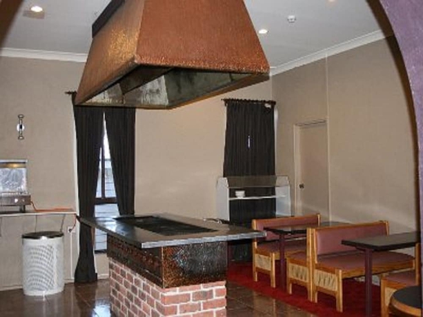 Imagen de los interiores del Hotel Southern Cross Motor Inn & Tourist Park. Foto 17