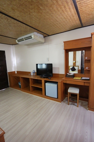 Imagen de la habitación del Hotel Southern Lanta Resort. Foto 8