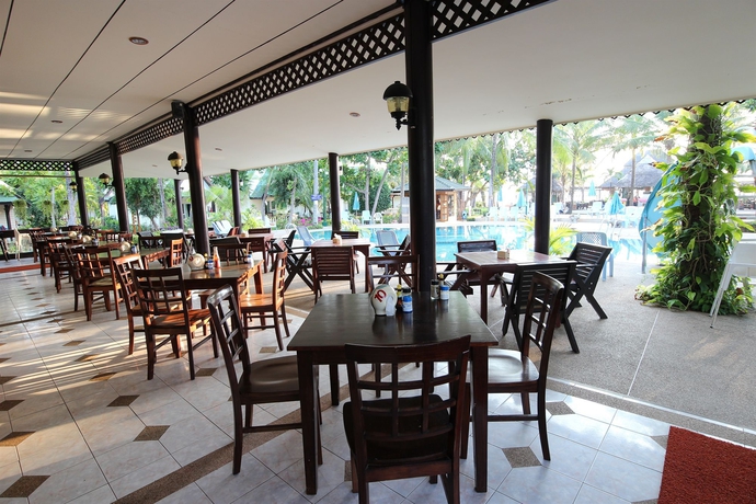 Imagen del bar/restaurante del Hotel Southern Lanta Resort. Foto 5