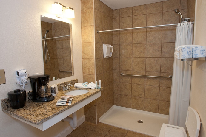 Imagen de la habitación del Hotel Southern Oaks Inn. Foto 11