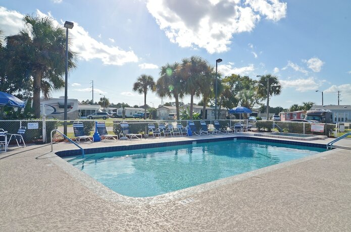 Imagen general del Hotel Southern Palms Rv Campground Resort. Foto 2
