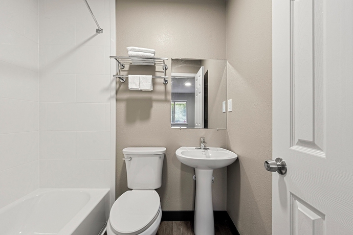 Imagen de la habitación del Hotel Southern Suites East Point. Foto 10