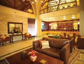 Imagen de los interiores del Hotel Southern Sun North Beach. Foto 3