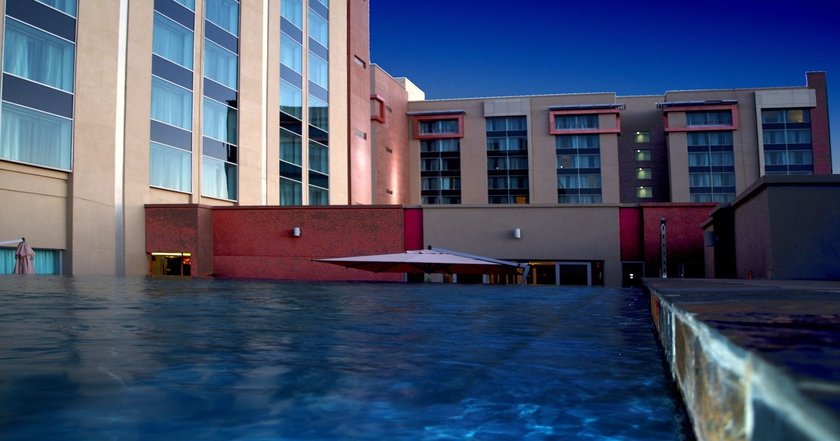 Imagen de la piscina del Hotel Southern Sun Rosebank. Foto 14