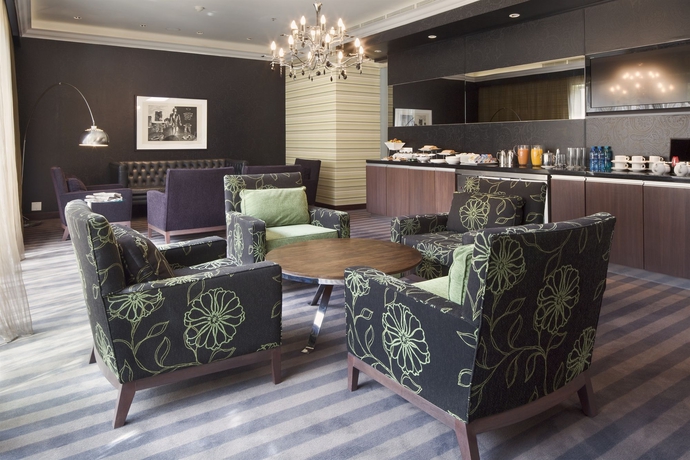 Imagen de los interiores del Hotel Southern Sun Rosebank. Foto 11