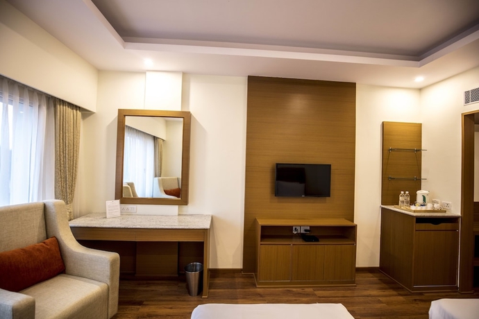Imagen de la habitación del Hotel Southernstar Bangalore. Foto 8