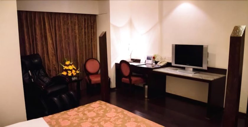 Imagen de la habitación del Hotel Southernstar Bangalore. Foto 12