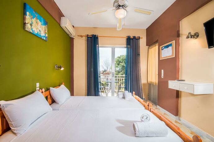 Imagen general del Hotel Southgate, Aghios Georgios (Sur). Foto 5