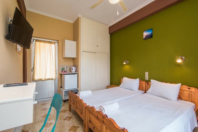 Imagen de la habitación del Hotel Southgate, Aghios Georgios (Sur). Foto 14