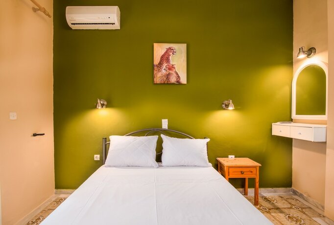 Imagen de la habitación del Hotel Southgate, Aghios Georgios (Sur). Foto 15