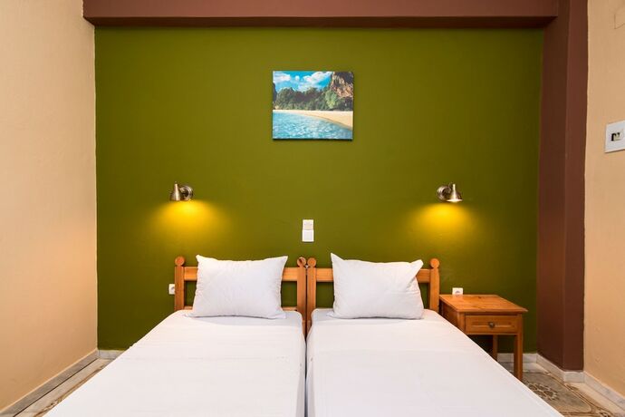 Imagen de la habitación del Hotel Southgate, Aghios Georgios (Sur). Foto 19