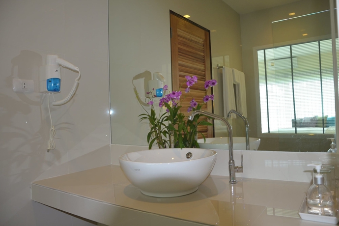 Imagen de la habitación del Hotel Southgate Residence. Foto 5