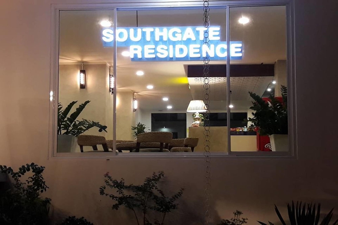 Imagen de los exteriores del Hotel Southgate Residence. Foto 15