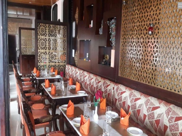 Imagen del bar/restaurante del Hotel Southgate Shimla. Foto 12