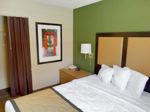 Imagen de la habitación del Hotel Southpoint Suites Jacksonville. Foto 6