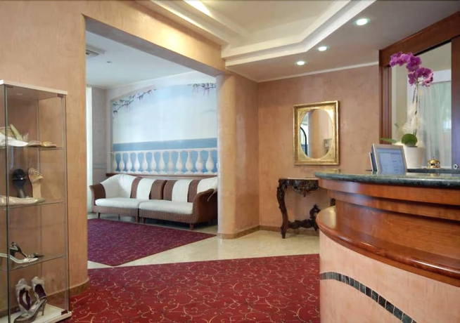 Imagen de los interiores del Hotel Souvenir, Bellaria-Igea Marina. Foto 9