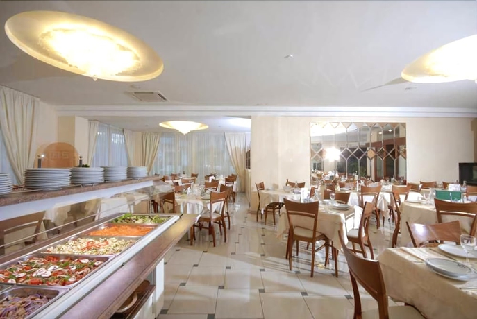 Imagen del bar/restaurante del Hotel Souvenir, Bellaria-Igea Marina. Foto 3