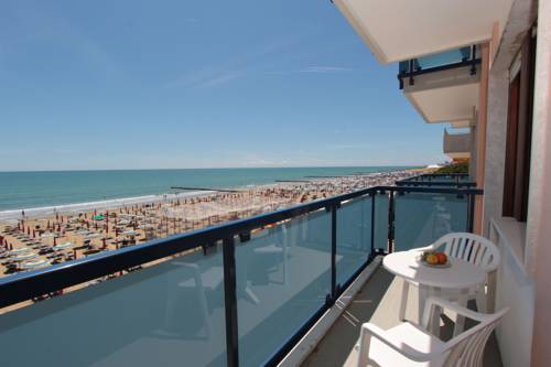 Imagen de la habitación del Hotel Souvenir, Lido Di Jesolo. Foto 3
