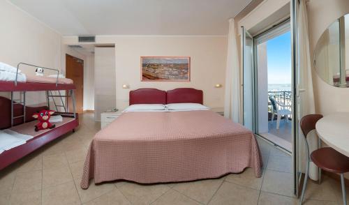 Imagen de la habitación del Hotel Souvenir, Lido di Savio. Foto 7