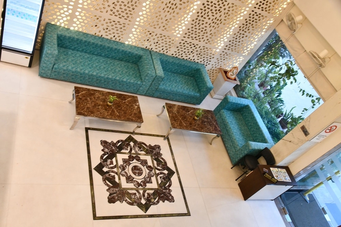 Imagen de los interiores del Hotel Souvenir Peppermint. Foto 18