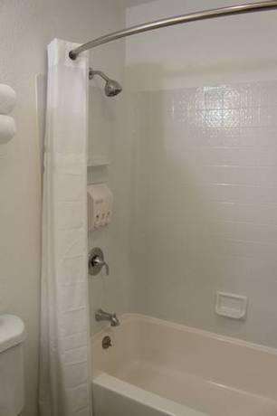 Imagen de la habitación del Hotel Sovana Inn. Foto 3