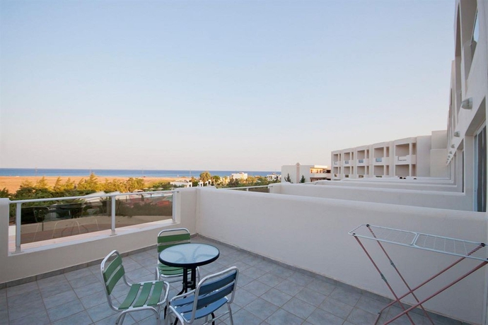 Imagen de la habitación del Hotel Sovereign Beach - All Inclusive. Foto 6