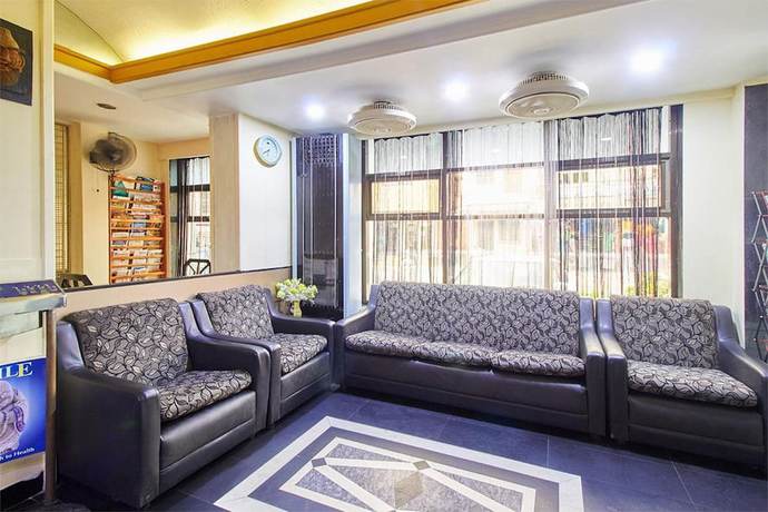 Imagen de los interiores del Hotel Sovereign, Dam&aacute;n. Foto 19