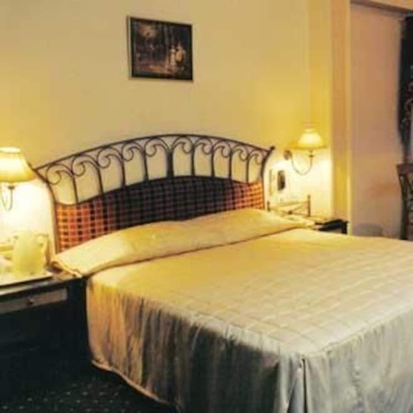 Imagen de la habitación del Hotel Sovereign, Dam&aacute;n. Foto 15