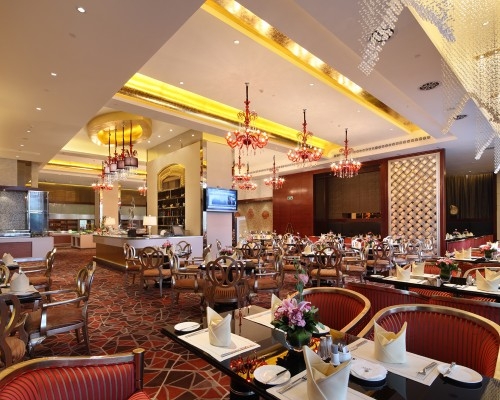 Imagen del bar/restaurante del Hotel Sovereign Hotel Zhanjiang. Foto 3