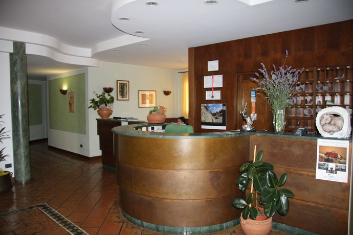 Imagen de los interiores del Hotel Sovestro. Foto 18