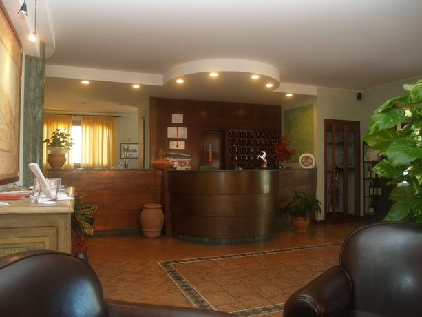 Imagen de los interiores del Hotel Sovestro. Foto 19