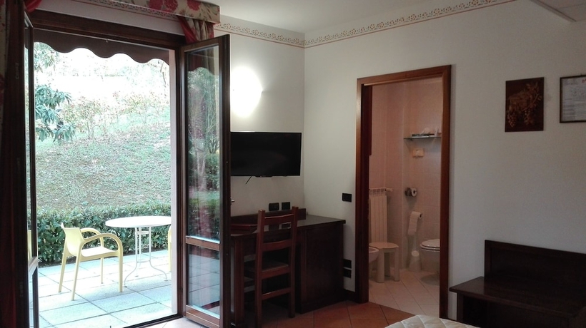 Imagen de la habitación del Hotel Sovestro. Foto 17