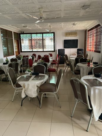 Imagen del bar/restaurante del Hotel Sovitel and Restaurant. Foto 4
