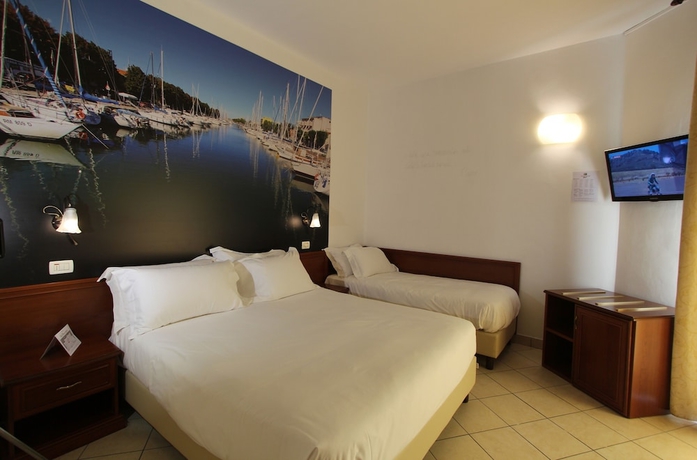 Imagen de la habitación del Hotel Sovrana and Re Aqva Spa. Foto 3