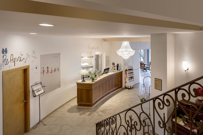 Imagen de los interiores del Hotel Sovrana and Re Aqva Spa. Foto 19