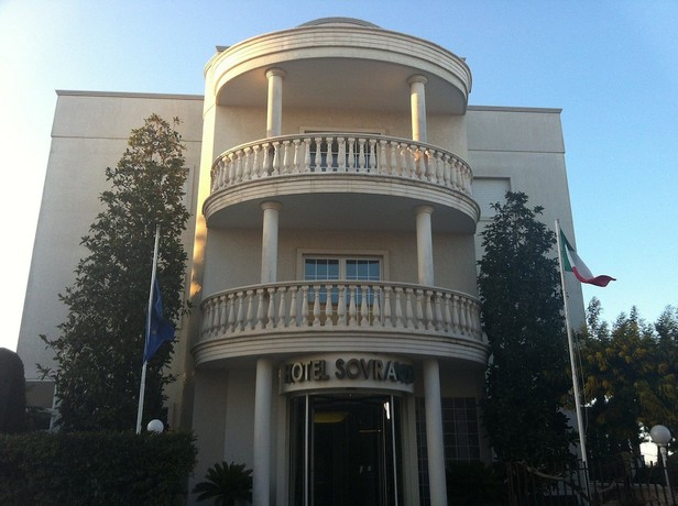 Imagen general del Hotel Sovrano. Foto 1