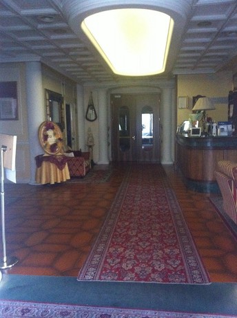 Imagen de los interiores del Hotel Sovrano. Foto 14
