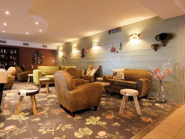 Imagen del bar/restaurante del Hotel Sowell Family La Lauzi&egrave;re. Foto 9