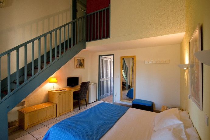 Imagen de la habitación del Hotel Sowell Family Les Amandiers. Foto 8