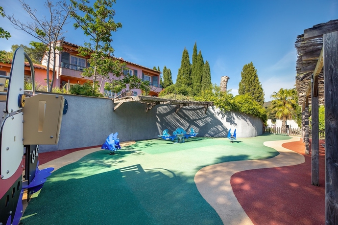 Imagen de los exteriores del Hotel Sowell RÉsidences Les Chênes Verts. Foto 18