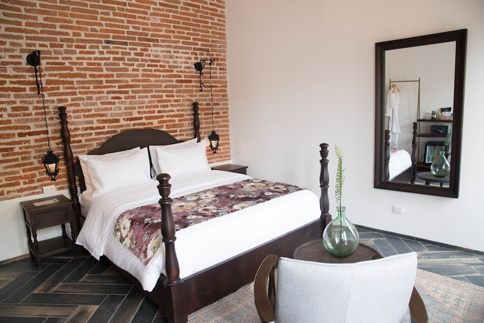 Imagen de la habitación del Hotel Soy Local Insignia. Foto 14