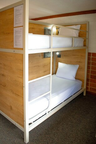 Imagen de la habitación del Hotel Soy Local San José. Foto 19