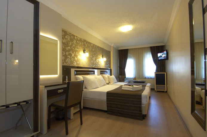 Imagen de la habitación del Hotel Soyic. Foto 16