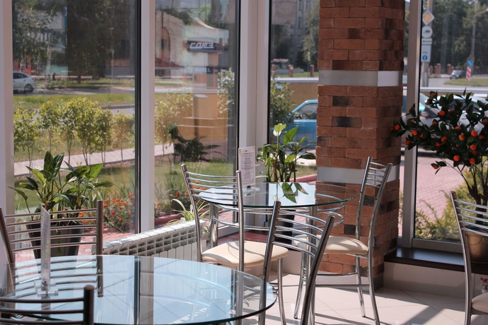 Imagen del bar/restaurante del Hotel Soyuz, Togliatti. Foto 2