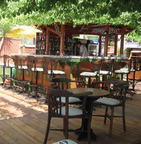 Imagen del bar/restaurante del Hotel Sozer. Foto 2